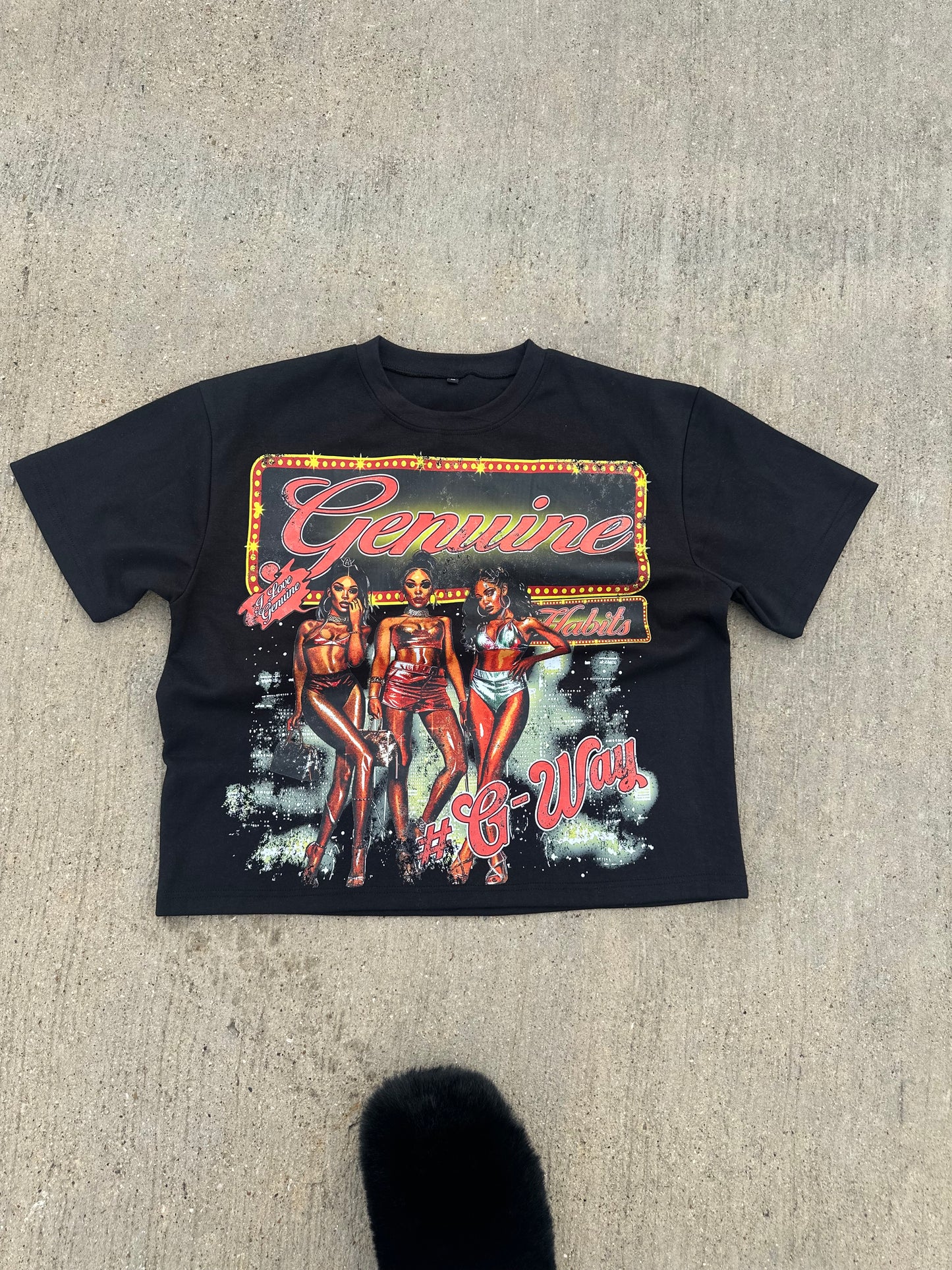 Pretty Girls Love Genuine tee